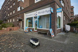 Hermes__Starship_Robot_Hamburg-Hermes-Paketshop